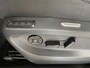 Volkswagen Tiguan 1.5 eHybrid R-Line Edition 272 PK Black-Style Panoramadak / Headup / Dynamic Light / harman-kardon / Trekhaak/ Leer / Massage stoelen