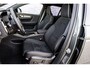 Volvo EX40 Single Motor Extended Range Ultra Black Edition | Europa Edition | Google | Long Range | Harman Kardon Audio | Panoramadak | Getint Glas | Elektrische Stoelverstelling | Nubuck Bekleding | Adaptive Cruise Control | Dodehoekdetectie | 360 Camera | Zitverlenging | Elek. Achterklep | Keyless | 20" Lichtmetalen Velgen