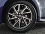 Toyota Yaris 1.5 Hybrid Dynamic | LED VERLICHTING | AUTOMAAT | ACHTERUITRIJCAMERA | ALL-SEASON BANDEN | 16'' LICHTMETALEN VELGEN |