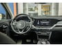 Kia Niro EV e-Niro ExecutiveLine 64 kWh | Elek. Stoelen met Memory | Leder | Stoelventilatie- Verwarming | Apple Carplay/Android Auto | Achteruitrijcamera | Dodehoek detectie | Achteruitrijcamera | Apple Carplay/Android Auto|telefoonintegratie premium | Cruise control adaptief met Stop&Go en stuurhulp