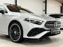 Mercedes-Benz A-klasse 250e AMG | Pano | Burmester | Memory | Beam | 360 | Full Leather | 19" | Stoel- & stuurverwarming | Fingerprint | 24mnd Garantie | ACC | Keyless | Sfeer | 360 guard | 218 PK
