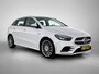 Mercedes-Benz B-klasse 250 e | AMG-Line | Achteruitrijcamera | Dodehoekassistent | Multispaaks Velgen | Inclusief 24 maanden MB Certified garantie voor Europa.