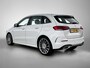 Mercedes-Benz B-klasse 250 e | AMG-Line | Achteruitrijcamera | Dodehoekassistent | Multispaaks Velgen | Inclusief 24 maanden MB Certified garantie voor Europa.