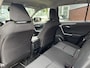 Toyota RAV4 2.5 Hybrid AWD Style EL-ACHTERKLEP PARK-SENSOR APPLE/ANDROID ALARM KLASSE 3 VOORBEREIDING TREKHAAK STOEL/STUURVERWARMING EL-BINNENSPIEGEL CLIMA STANDKACHEL