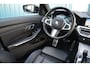 BMW 3-Serie Touring 330i Plus-Edition M pakket Pano M-sport Leder