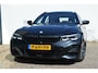 BMW 3-Serie Touring 330i Plus-Edition M pakket Pano M-sport Leder