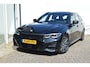 BMW 3-Serie Touring 330i Plus-Edition M pakket Pano M-sport Leder