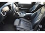 BMW 3-Serie Touring 330i Plus-Edition M pakket Pano M-sport Leder