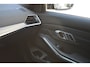 BMW 3-Serie Touring 330i Plus-Edition M pakket Pano M-sport Leder