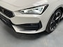 CUPRA Leon 1.4 e-Hybrid Performance / AUTOMAAT/ PANO/ PARK.SENSOR.V+A/ CAMERA/ FULL LINK/ CRUISE/ STUUR+STOELVERWARM./ KEYLESS/ DIGITAL DASH/ RIJ-MODI/ NAVI/ DAB/ CLIMA/ LED/ 18'' LMV