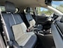 Mazda 2 1.5 Skyactiv-G Luxury | Leer | Apple/Android | Stoel- en stuurverwarming | PDC | Cruise | ECC | Navi