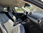 Mazda 2 1.5 Skyactiv-G Luxury | Leer | Apple/Android | Stoel- en stuurverwarming | PDC | Cruise | ECC | Navi