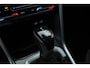 Volkswagen T-Roc 1.5 TSI 150pk DSG | Afn. Trekhaak | Navi | Apple CarPlay | PDC V+A | Stoelverw. | LED | Adapt. Cruise