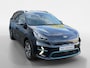 Kia Niro EV e-Niro ExecutiveLine 64 kWh | NAVI | CAMERA | LEDER | SCHUIFDAK | TREKHAAK | STUUR & STOELVERWARMING | ETC...