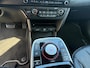 Kia Niro EV e-Niro ExecutiveLine 64 kWh | NAVI | CAMERA | LEDER | SCHUIFDAK | TREKHAAK | STUUR & STOELVERWARMING | ETC...