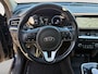 Kia Niro EV e-Niro ExecutiveLine 64 kWh | NAVI | CAMERA | LEDER | SCHUIFDAK | TREKHAAK | STUUR & STOELVERWARMING | ETC...