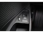 BMW 3-Serie Touring 330e PHEV | Elek. Trekhaak | Camera | Stoelverwarming | LED | Navigatie