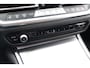 BMW 3-Serie Touring 330e PHEV | Elek. Trekhaak | Camera | Stoelverwarming | LED | Navigatie