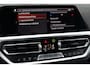 BMW 3-Serie Touring 330e PHEV | Elek. Trekhaak | Camera | Stoelverwarming | LED | Navigatie