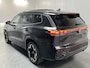 Volkswagen Tayron 1.5 eHybrid R-Line / GARANTIE TM 12-2030/ AUTOMAAT/ PANO/ TREKHAAK/ ACC/ APP-CONNECT/ PARK.SENSOR. + 360 CAMERA/ STUUR+STOELVERWARM./ MASSAGE/ HEAD-UP/ DODEHOEK/ KEYLESS/ NAVI/ CLIMA/ DAB/ LED