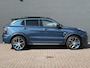 Lynk & Co 01 1.5 | 69 Km WLTP | Automaat | KeyLess | Panoramadak | Adaptive Cruise Control | Elektrische Kofferbak | CarPlay | Memory Stoelen | Infinity Audio Systeem | Stoelverwarming | Camera | Sensoren Voor + Achter |