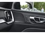 Volvo V60 T6 Plug-in hybrid AWD Plus Dark | Trekhaak | Verwarmbare voorstoelen achterbank en stuurwiel | 360 graden camera | Premium audio by Harman Kardon | Apple carplay/Android auto
