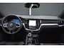 Volvo V60 T6 Plug-in hybrid AWD Plus Dark | Trekhaak | Verwarmbare voorstoelen achterbank en stuurwiel | 360 graden camera | Premium audio by Harman Kardon | Apple carplay/Android auto