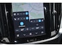 Volvo V60 T6 Plug-in hybrid AWD Plus Dark | Trekhaak | Verwarmbare voorstoelen achterbank en stuurwiel | 360 graden camera | Premium audio by Harman Kardon | Apple carplay/Android auto