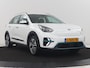 Kia Niro EV e-Niro ComfortLine 64 kWh | SOH 95.9% | Adaptive cruise | Half Leder | Carplay | Climate control | Camera | Navigatie | Park assist