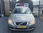 Volvo V70 2.0 Momentum AIRCO!APK!NETTE STAAT!KOOPJE!