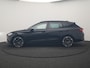 CUPRA Leon Sportstourer 1.4 e-Hybrid VZ PHEV 245pk Dealer O.H | Trekhaak Af Fabriek | Camera | Sfeerverlichting | Sportstoelen & Stuur Verwarmd | Apple Carplay | Keyless | Virtual | Navigatie | DAB | 19"L.M | Cruise Control | Plug In Hybrid |