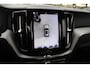 Volvo XC60 2.0 T6 Plug-in hybrid AWD Ultimate Black Edition R-Design / SoH 96,4% / Panoramadak / 360Camera / Leder / Harman Kardon / Keyless / 19'' / Sfeerverlichting / Stoel+Stuurverwarming / Dodehoek / DAB / ACC