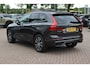 Volvo XC60 2.0 T6 Plug-in hybrid AWD Ultimate Black Edition R-Design / SoH 96,4% / Panoramadak / 360Camera / Leder / Harman Kardon / Keyless / 19'' / Sfeerverlichting / Stoel+Stuurverwarming / Dodehoek / DAB / ACC