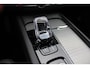 Volvo XC60 2.0 T6 Plug-in hybrid AWD Ultimate Black Edition R-Design / SoH 96,4% / Panoramadak / 360Camera / Leder / Harman Kardon / Keyless / 19'' / Sfeerverlichting / Stoel+Stuurverwarming / Dodehoek / DAB / ACC