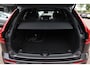 Volvo XC60 2.0 T6 Plug-in hybrid AWD Ultimate Black Edition R-Design / SoH 96,4% / Panoramadak / 360Camera / Leder / Harman Kardon / Keyless / 19'' / Sfeerverlichting / Stoel+Stuurverwarming / Dodehoek / DAB / ACC