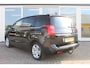 Peugeot 5008 1.6 THP 155 PK Executive 7p, **Nieuwe Ketting** Cruise Control, Panoramadak, Climate Control, Trekhaak Afneembaar, Navigatie, PDC A, Prijs Is Rijklaar Inclusief 6 Maanden Garantie