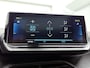 Peugeot e-2008 EV 136pk GT Pack 50 kWh Automaat | Schuif-/kanteldak | Trekhaak | Navigatie | Adaptieve Cruise Control | Camera | Stoelverwarming | Dodehoekdetectie | LED | 18"LMV |
