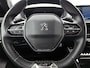 Peugeot e-2008 EV 136pk GT Pack 50 kWh Automaat | Schuif-/kanteldak | Trekhaak | Navigatie | Adaptieve Cruise Control | Camera | Stoelverwarming | Dodehoekdetectie | LED | 18"LMV |