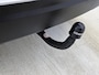 Peugeot e-2008 EV 136pk GT Pack 50 kWh Automaat | Schuif-/kanteldak | Trekhaak | Navigatie | Adaptieve Cruise Control | Camera | Stoelverwarming | Dodehoekdetectie | LED | 18"LMV |