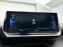 Peugeot e-2008 EV 136pk GT Pack 50 kWh Automaat | Schuif-/kanteldak | Trekhaak | Navigatie | Adaptieve Cruise Control | Camera | Stoelverwarming | Dodehoekdetectie | LED | 18"LMV |