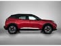 Peugeot e-2008 EV 136pk GT Pack 50 kWh Automaat | Schuif-/kanteldak | Trekhaak | Navigatie | Adaptieve Cruise Control | Camera | Stoelverwarming | Dodehoekdetectie | LED | 18"LMV |