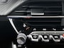 Peugeot e-2008 EV 136pk GT Pack 50 kWh Automaat | Schuif-/kanteldak | Trekhaak | Navigatie | Adaptieve Cruise Control | Camera | Stoelverwarming | Dodehoekdetectie | LED | 18"LMV |