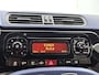 Fiat Panda 1.2 69pk Lounge | LAGE KM | Climate Control | Parkeersensoren | Getint Glas | IsoFix |