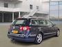 Volkswagen Passat Variant 1.4 TSI Comfortline BlueMotion AUT NAVI PSENSOR CRUISE TREKHAAK 2 X SLEUTELS