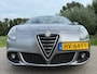 Alfa Romeo Giulietta 1.4 T Sprint Automaat | 1e Eigenaar | Navi | Clima | 17" Velgen | Alcantara | PDC | Cruise | LED | BT/USB/AUX