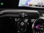 Mercedes-Benz CLA Shooting Brake 180 Business Solution AMG | Pano. Dak | Trekhaak | LED | Sfeerverlichting | Stoelverwarming | Camera |