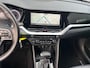 Kia Niro Hybrid 1.6 GDi DynamicLine | Apple Carplay / Android Auto | Navigariesysteem | Licht + Regensensor | Parkeersensoren + Camera Achter | Cruise Control Adaptief | Rijstrooksensor + Correctie