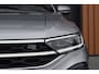Volkswagen T-Roc 1.5 TSI 150pk DSG R-Line | Panoramadak | Camera | Trekhaak