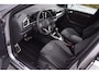 Volkswagen T-Roc 1.5 TSI 150pk DSG R-Line | Panoramadak | Camera | Trekhaak