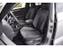 Volkswagen T-Roc 1.5 TSI 150pk DSG R-Line | Panoramadak | Camera | Trekhaak